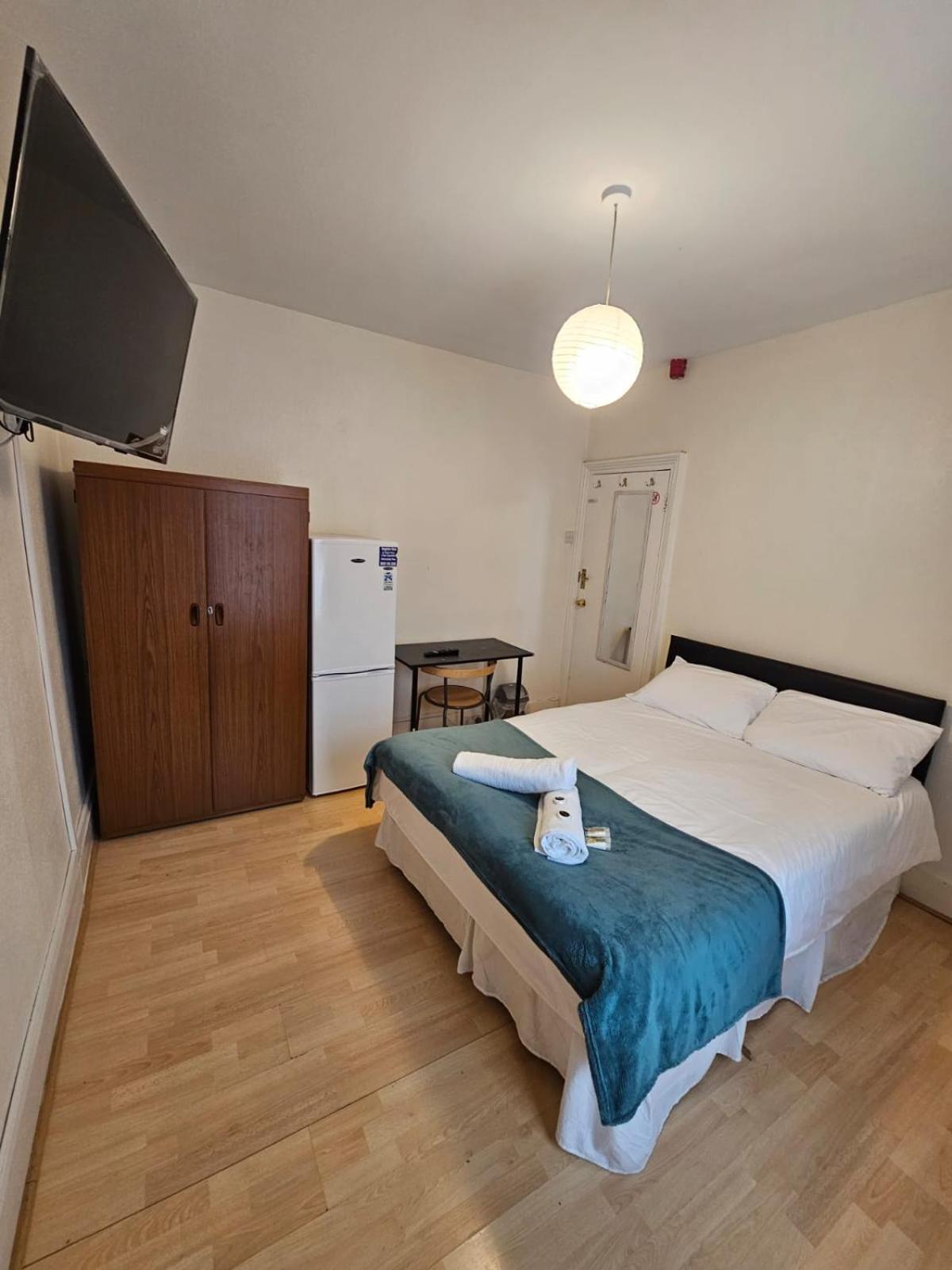 Bruce Rooms Londen Buitenkant foto
