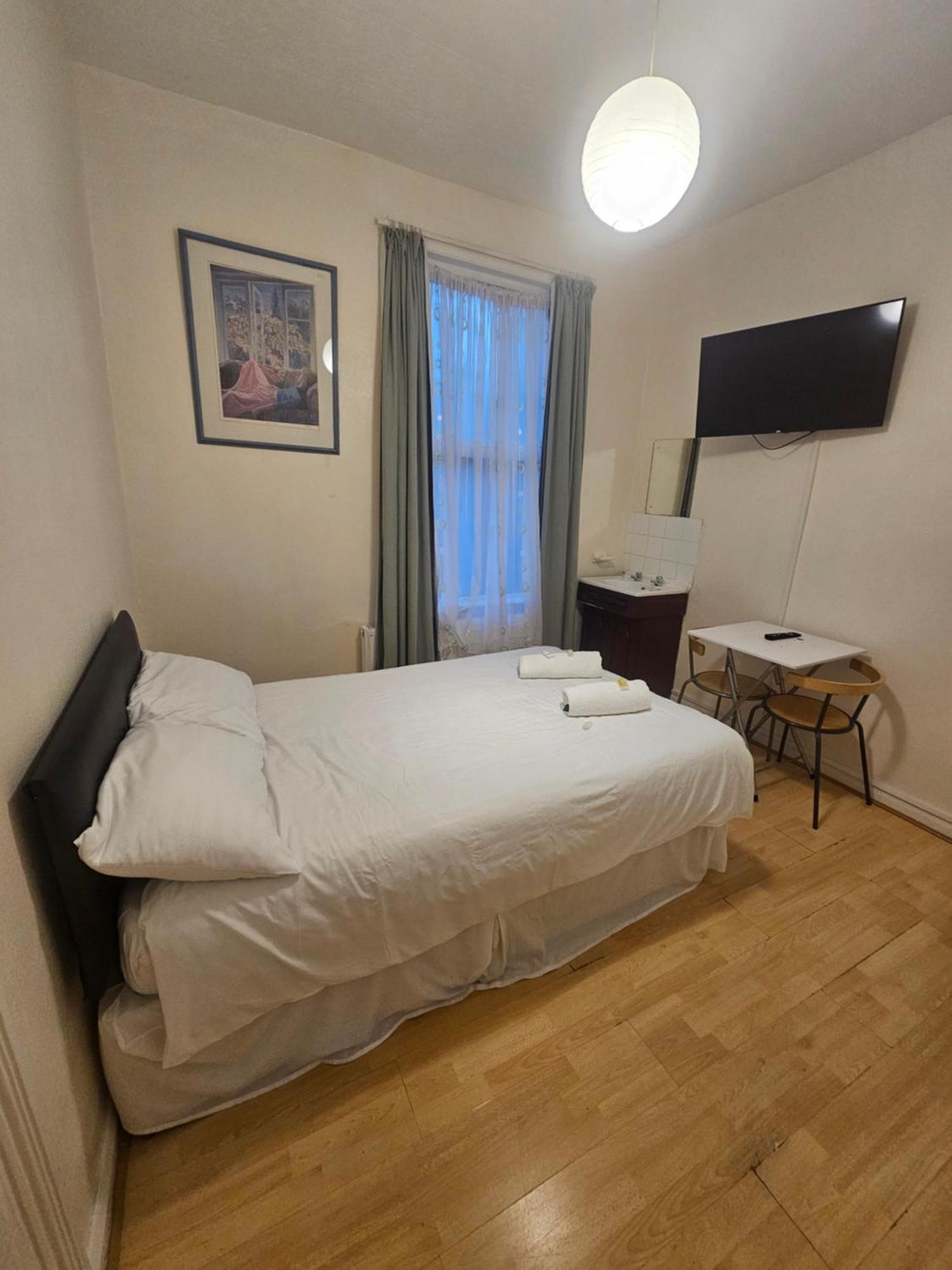 Bruce Rooms Londen Buitenkant foto